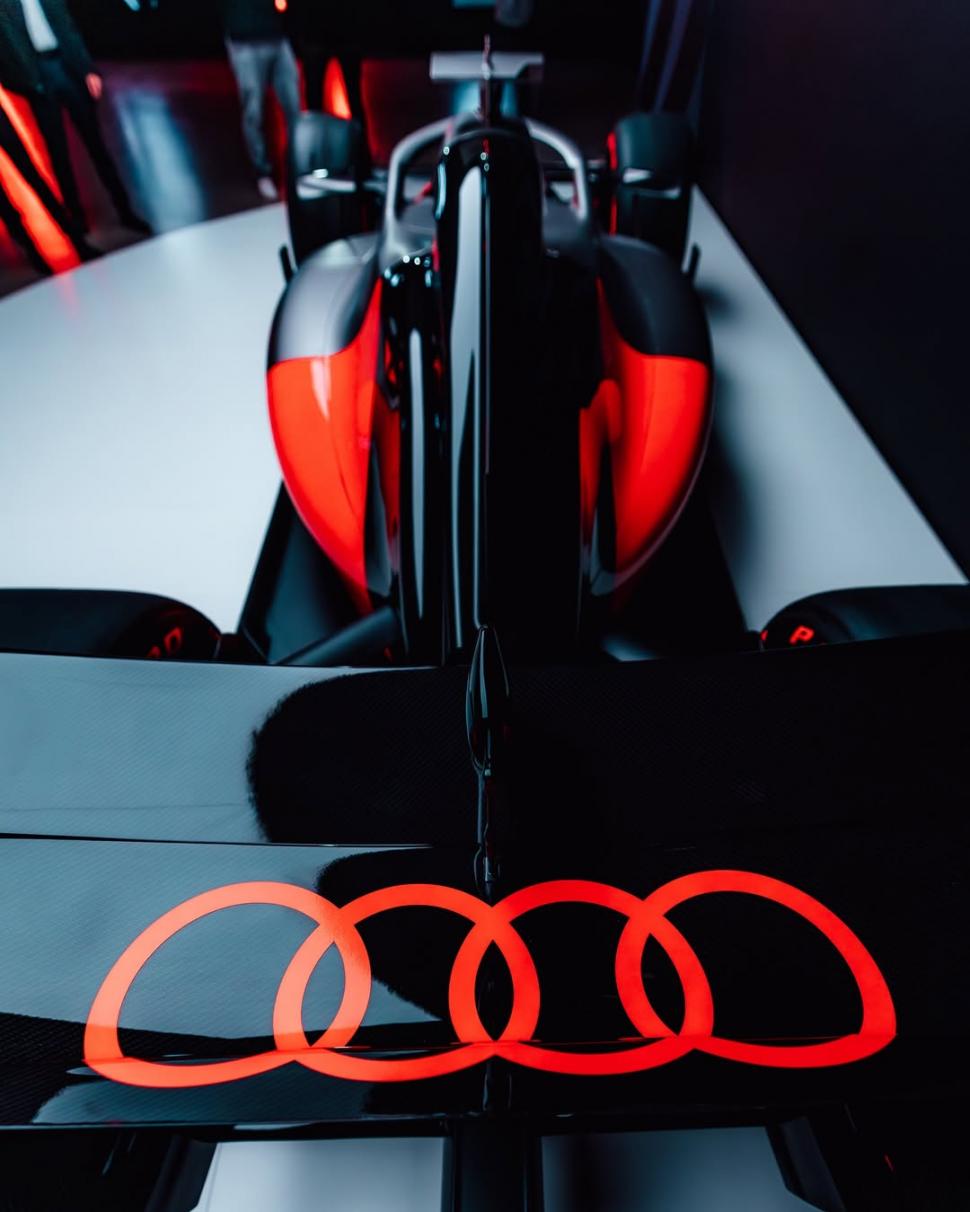 Formula 1: Audi a pornit, în premieră, monopostul R26. Mattia Binotto: "Este rezultatul tangibil al ambiției și al muncii" 1036886