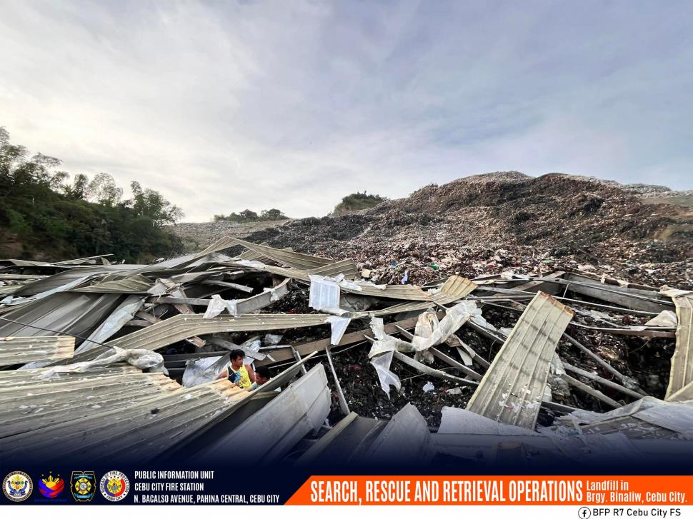 Doi oameni au murit și 35 sunt dispăruți, după ce o groapă de gunoi s-a prăbușit iar „avalanșa” de deșeuri a lovit un sat, în Filipine 1037046