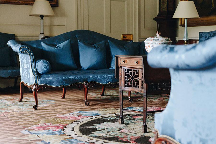 Regele Charles anunță transformarea de 8,7 milioane de dolari a unei proprietății regale în spațiu de nunți. Cum arată acum conacul 1036779