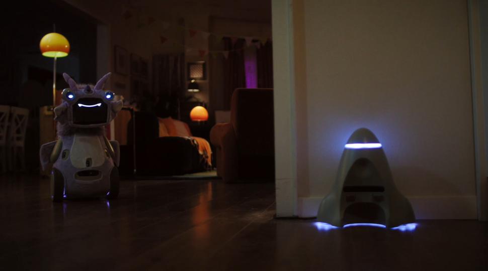 Cum arată robotul animal de companie: Ar trebui să țină locul unui cățel sau pisoi, dar are coarne și pare extraterestru 1037122