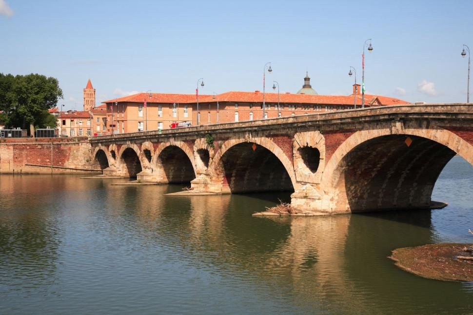 Destinațiile europene care înlocuiesc marile orașe turistice. Aceeași atmosferă, fără aglomerație și caniculă 1035744