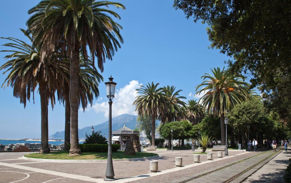 Destinațiile europene care înlocuiesc marile orașe turistice. Aceeași atmosferă, fără aglomerație și caniculă 1035756