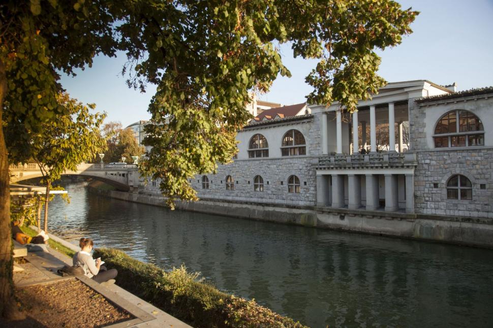 Destinațiile europene care înlocuiesc marile orașe turistice. Aceeași atmosferă, fără aglomerație și caniculă 1035762