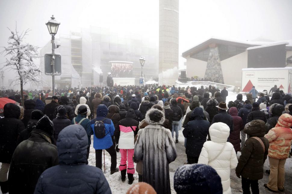 Radu Miruţă, după participarea la ceremonia de comemorare pentru Crans-Montana: M-am convins cât de importantă e unitatea 1037434