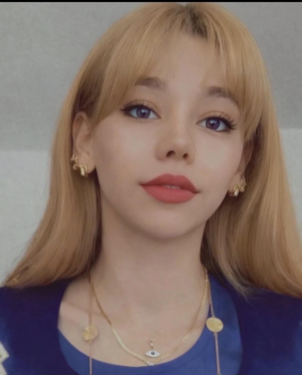 „Aproape toți erau împușcați în cap”. Povești dramatice din Iran. Robina Aminian, tânăra de 23 de ani, ucisă de regimul de la Teheran 1037631