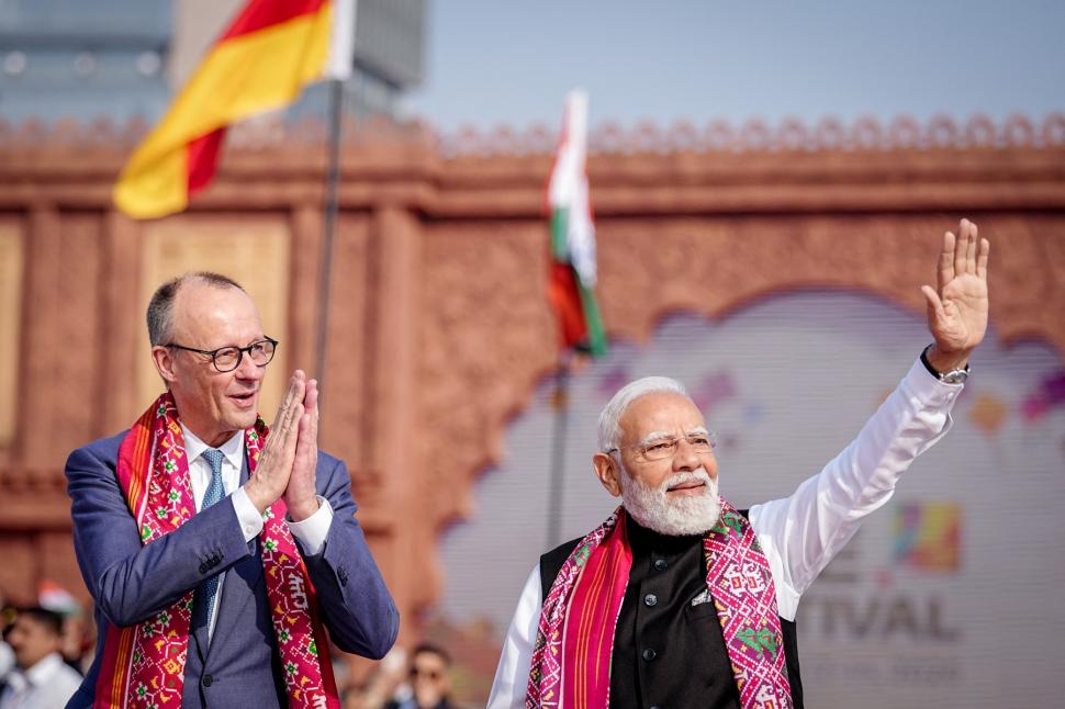 Merz și Modi au înălțat zmeie împreună, la un festival din Ahmebadad. Premierul indian: „M-am bucurat foarte mult” 1037644