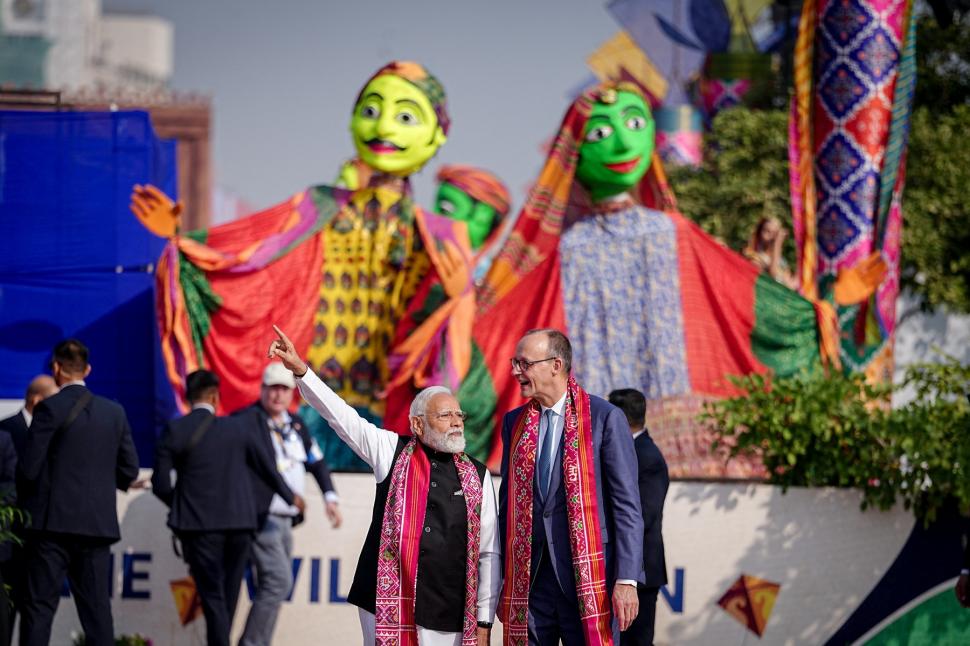 Merz și Modi au înălțat zmeie împreună, la un festival din Ahmebadad. Premierul indian: „M-am bucurat foarte mult” 1037645