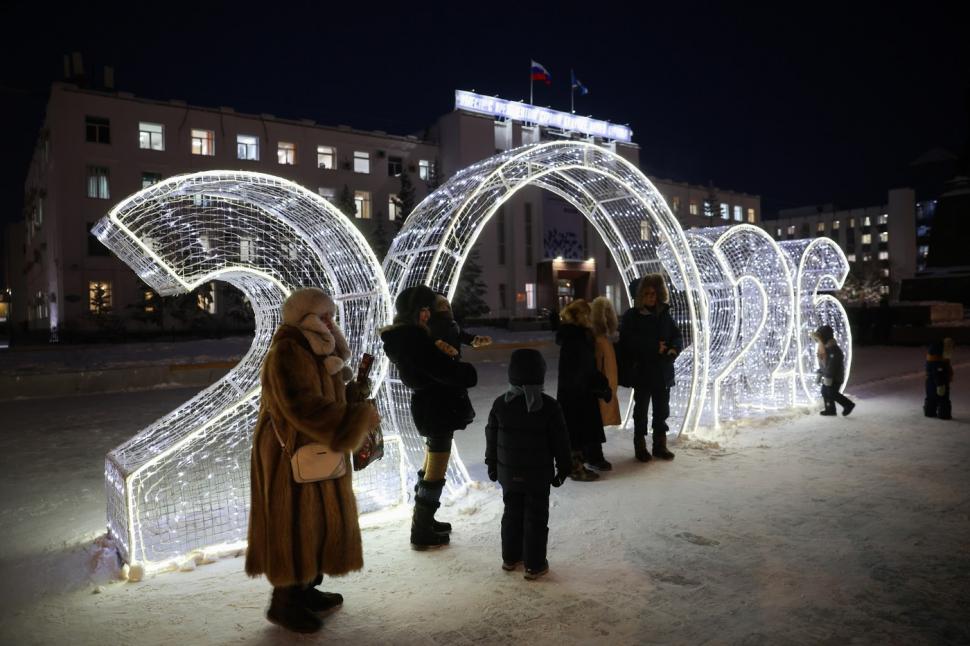 Cum se trăiește în cel mai geros oraș din lume, unde - 40 de grade este temperatura normală. O femeie arată ce face când iese din casă 1037919