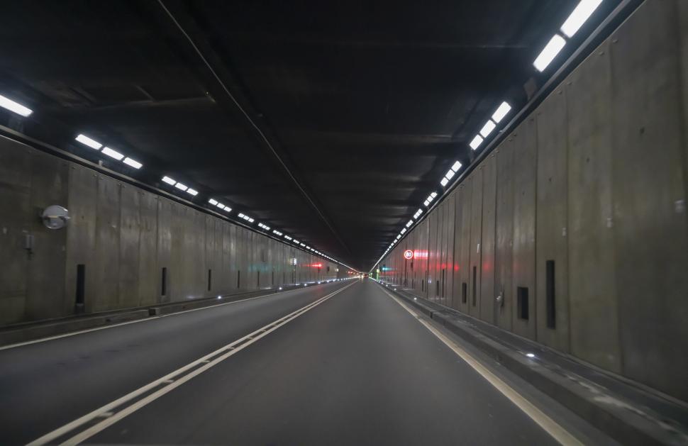 Elveția a construit o lume subterană atât de vastă, încât rivalizează cu orașele de la suprafață 1038908