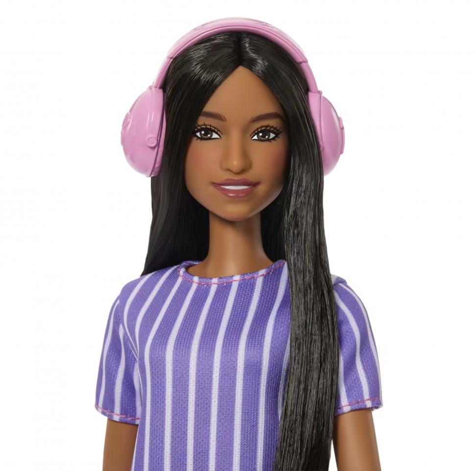 Mattel a lansat o Barbie autistă. Cum arată și ce este diferit la ea 1038272