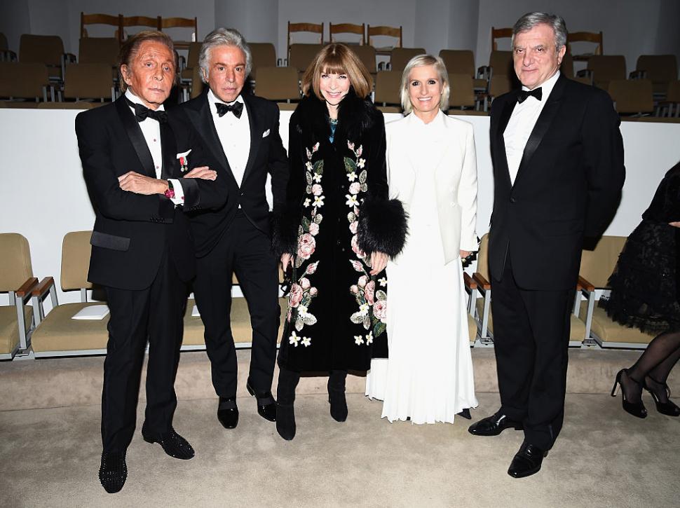 A murit Valentino, celebrul designer italian. Acesta avea 93 de ani 1039476