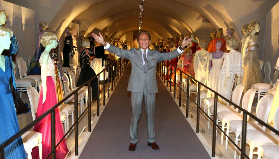 A murit Valentino, celebrul designer italian. Acesta avea 93 de ani 1039484