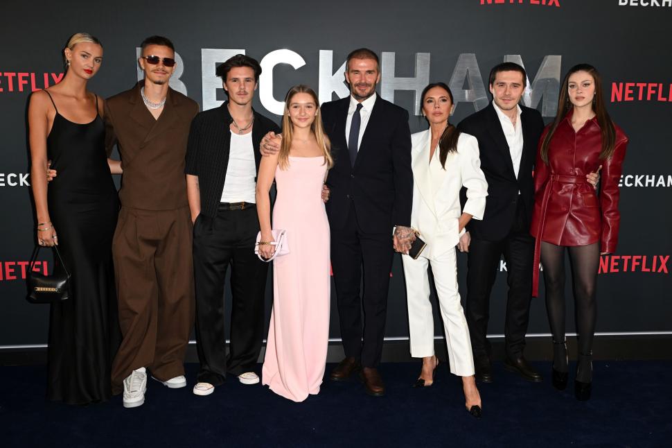 Brooklyn Beckham rupe în sfârșit tăcerea, după zvonurile privind ruptura de părinții David și Victoria: „Au încercat să mă mituiască” 1039615