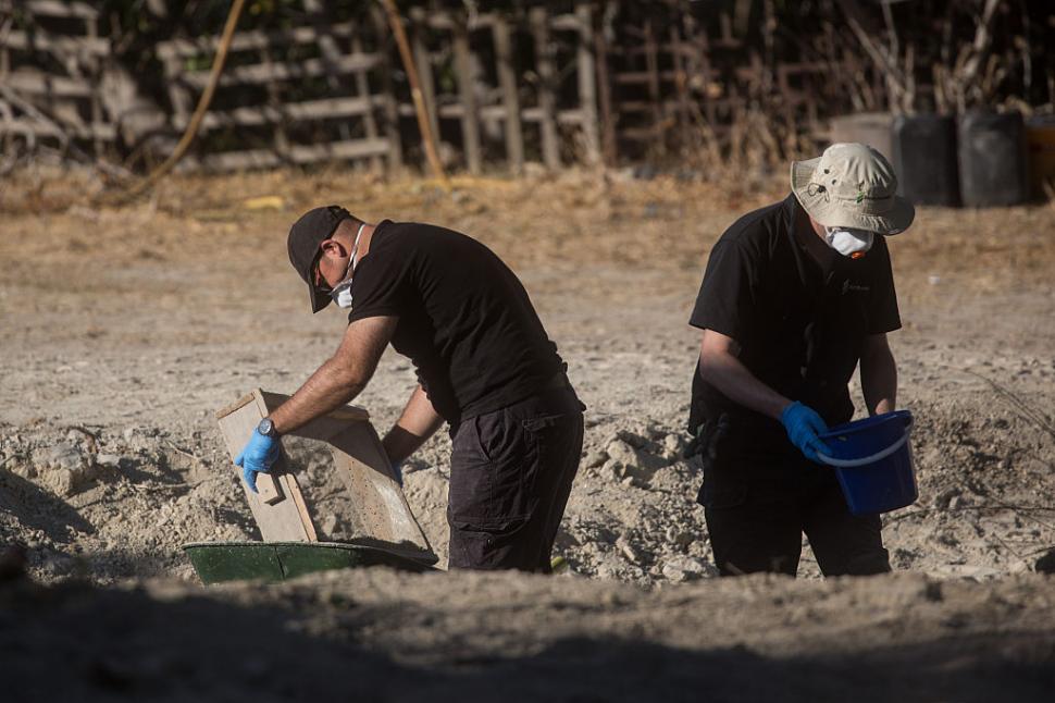 Mama unui băiețel dispărut pe o insulă din Grecia în urmă cu 35 de ani crede că acum știe ce s-a întâmplat cu el 1039656