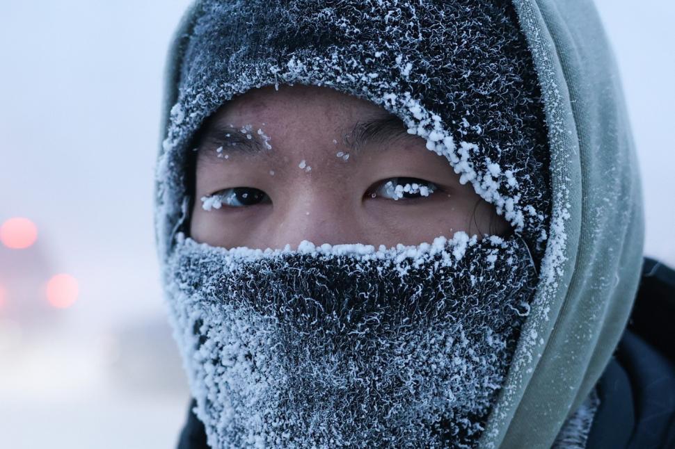 Cum își crește o femeie copiii în orașul în care temperaturile ajung la - 64 de grade. „Iau bebelușul cu mine când ies cu mașina” 1039952