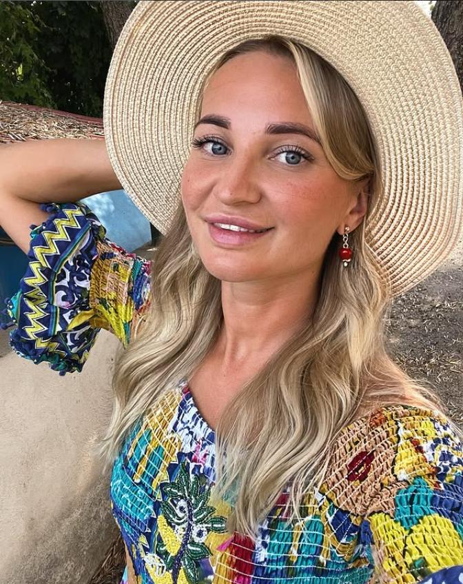 O vedetă de pe rețelele sociale s-a dus din Italia la Moscova, ca să facă o operație estetică. A murit după câteva ore 1039971