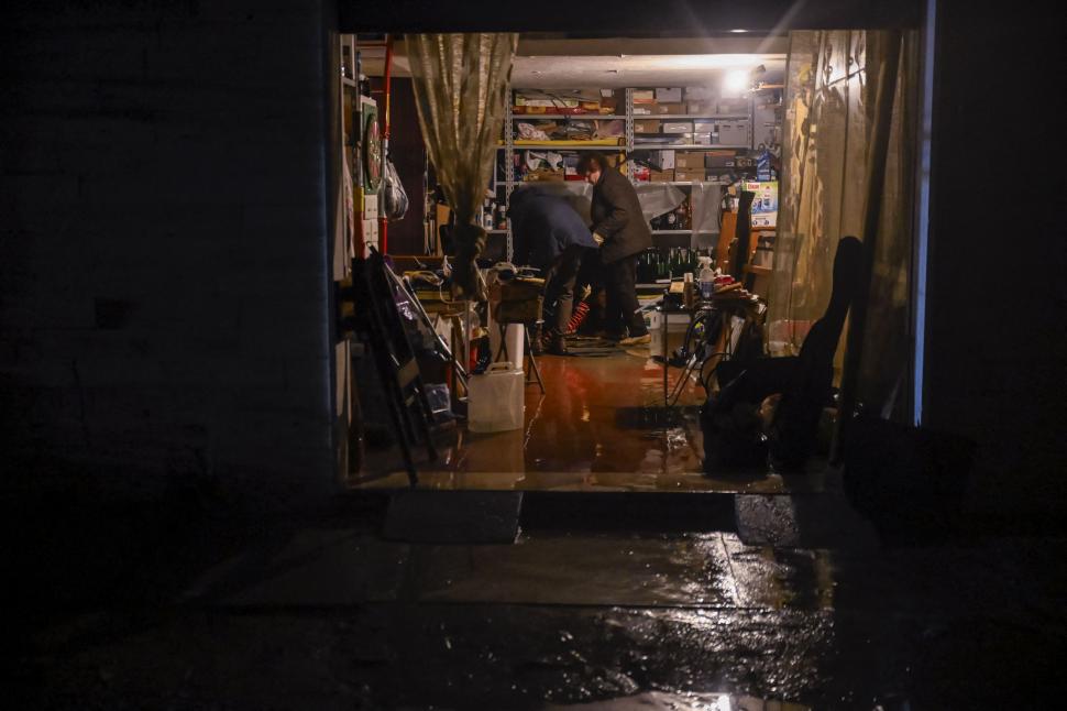 Ciclonul „Harry” a lovit bazinul Mediteranei cu valuri de 16 m și rafale de 138 km/h: Imagini apocaliptice din Grecia, Italia și Malta 1040355