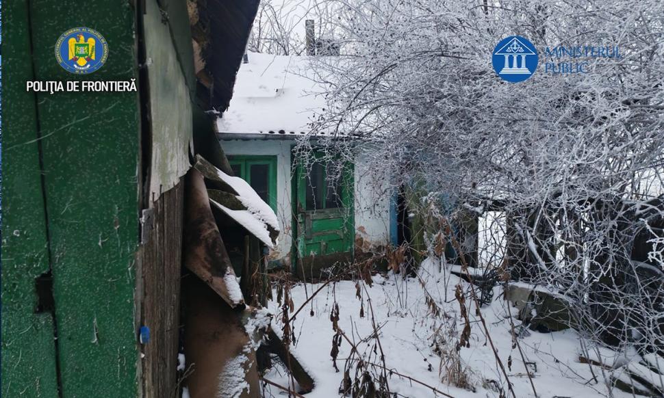 Cum arată casele unde stau fictiv rușii, ucrainenii și moldovenii care și-au cumpărat ilegal acte românești: în ruine, cu lacăt pe ușă 1040175