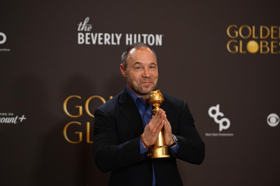 Stephen Graham, actorul din Adolescence, a povestit cum a pierdut Globul de Aur într-un aeroport, la câteva ore de la decernare 1040190