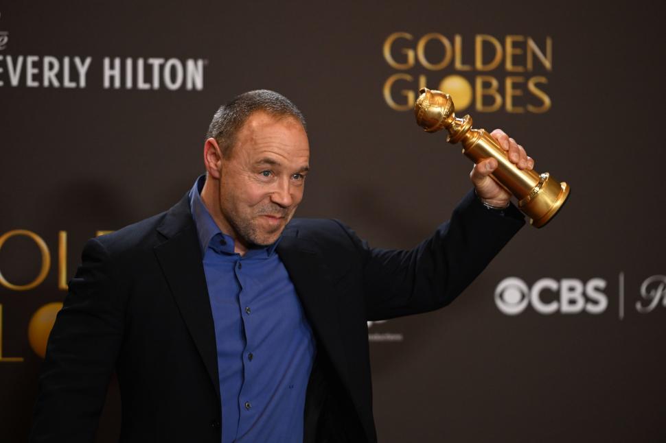 Stephen Graham, actorul din Adolescence, a povestit cum a pierdut Globul de Aur într-un aeroport, la câteva ore de la decernare 1040191