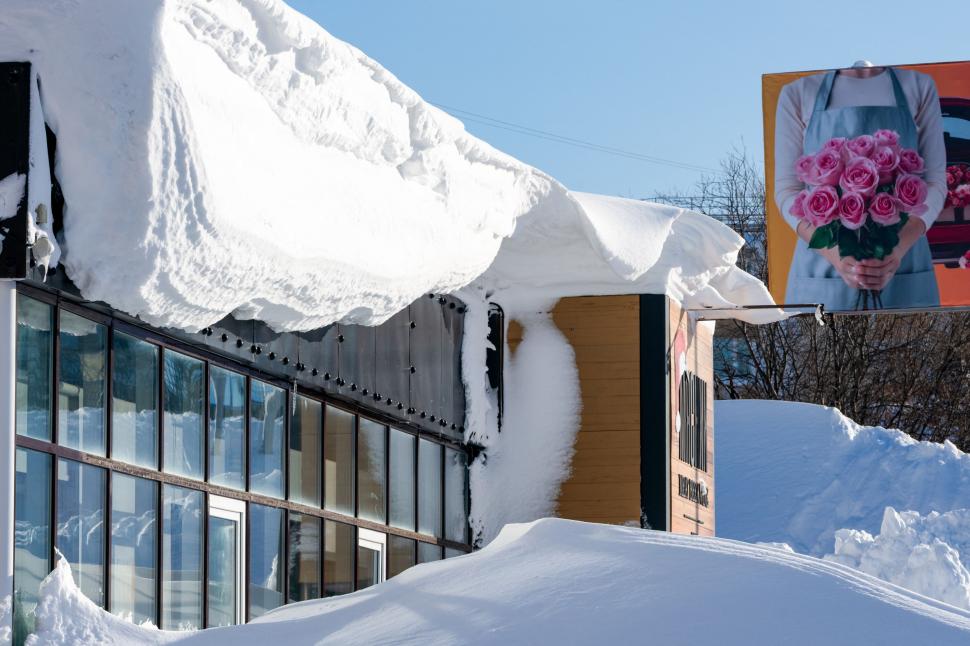 „Suntem complet izolaţi”. Regiunea rusă Kamceatka cere ajutorul Moscovei, după ninsori istorice care au paralizat viaţa a mii de oameni 1040418