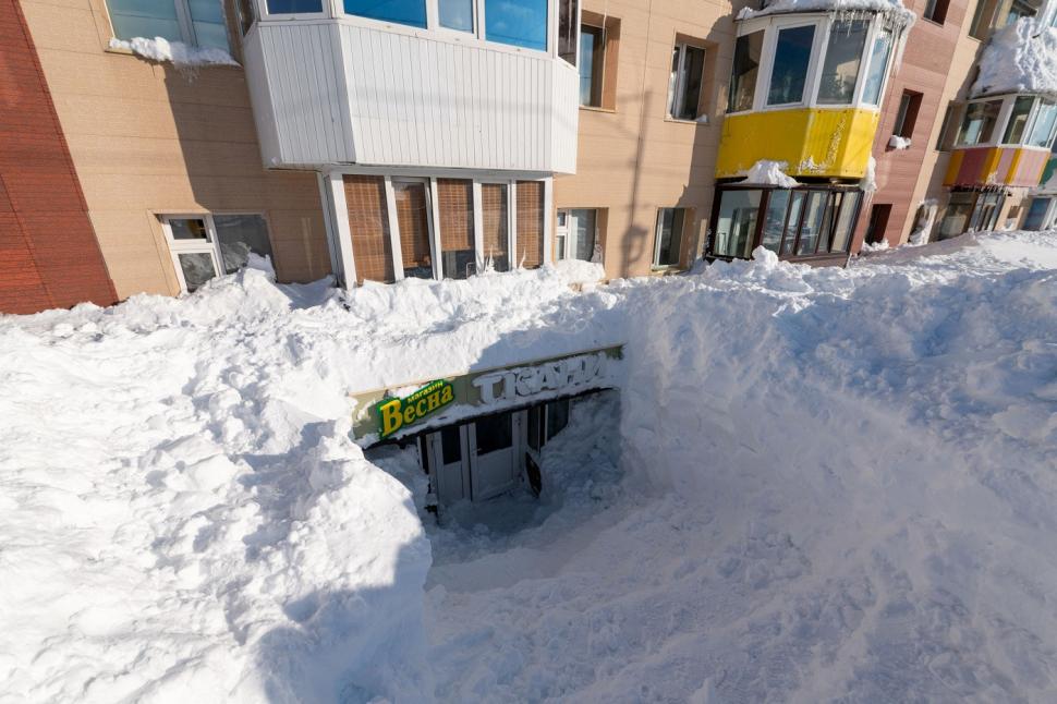 „Suntem complet izolaţi”. Regiunea rusă Kamceatka cere ajutorul Moscovei, după ninsori istorice care au paralizat viaţa a mii de oameni 1040421