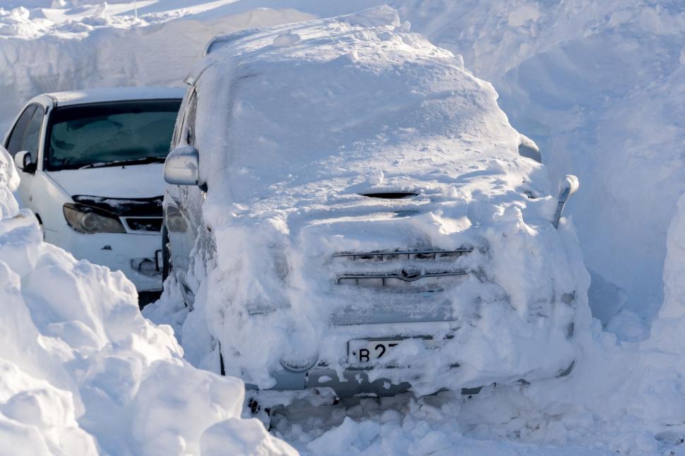 „Suntem complet izolaţi”. Regiunea rusă Kamceatka cere ajutorul Moscovei, după ninsori istorice care au paralizat viaţa a mii de oameni 1040424