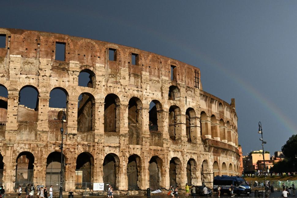 Pasajul secret al împăraților de sub Colosseum va fi deschis turiștilor. Arheologii au descoperit noi fresce și artefacte antice 1040807