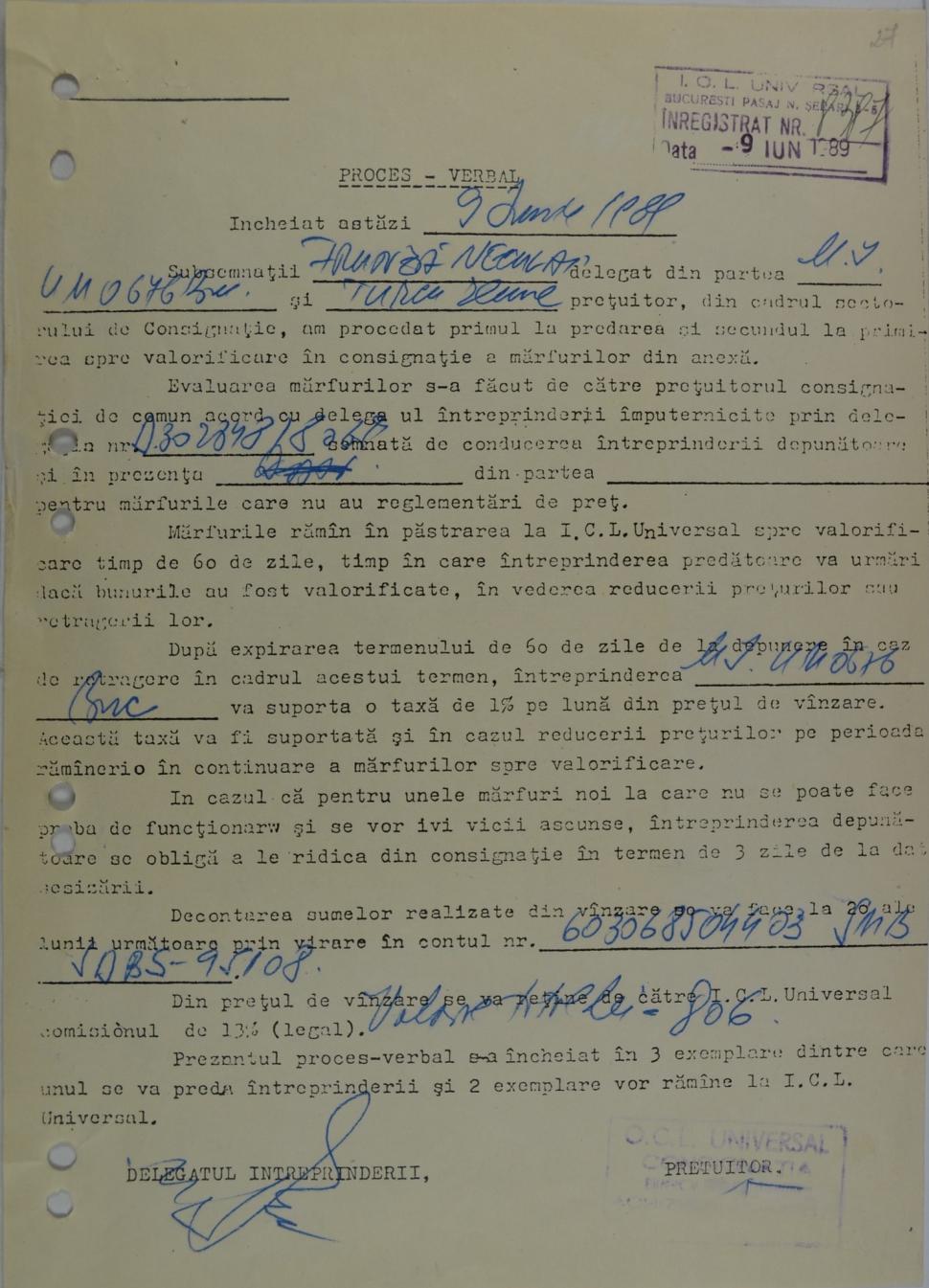 CNSAS: Ce fura Securitatea comunistă din coletele românilor. „Brontozauri de jucărie, chiloți de damă și gumă de mestecat” 1041631