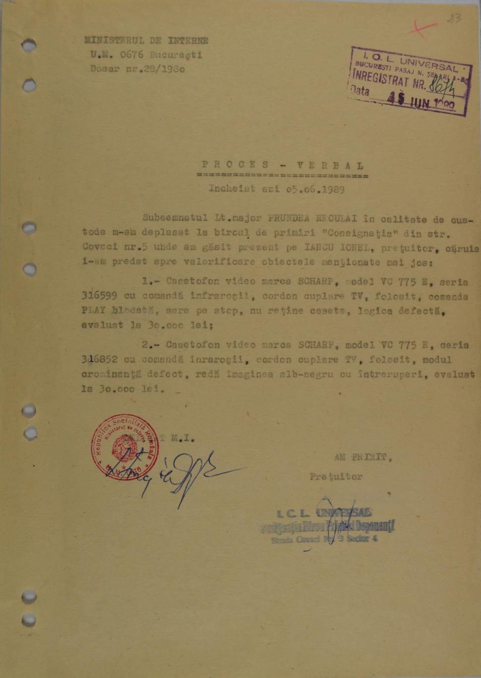 CNSAS: Ce fura Securitatea comunistă din coletele românilor. „Brontozauri de jucărie, chiloți de damă și gumă de mestecat” 1041633