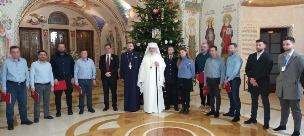 Strategia ”regelui veiozelor” pentru a fugi din pușcărie: A renunțat la islam, a cântat în corul bisericii și s-a pozat cu Patriarhul 1041706