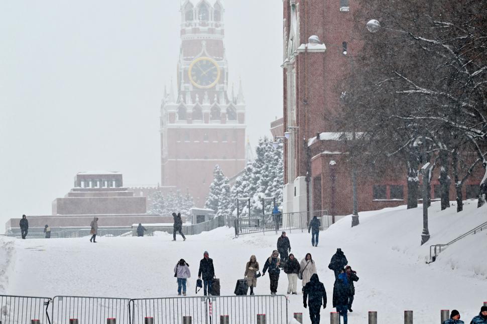 Moscova, lovită de cele mai abundente ninsori din ultimii peste 200 de ani. Strat record de zăpadă 1042475