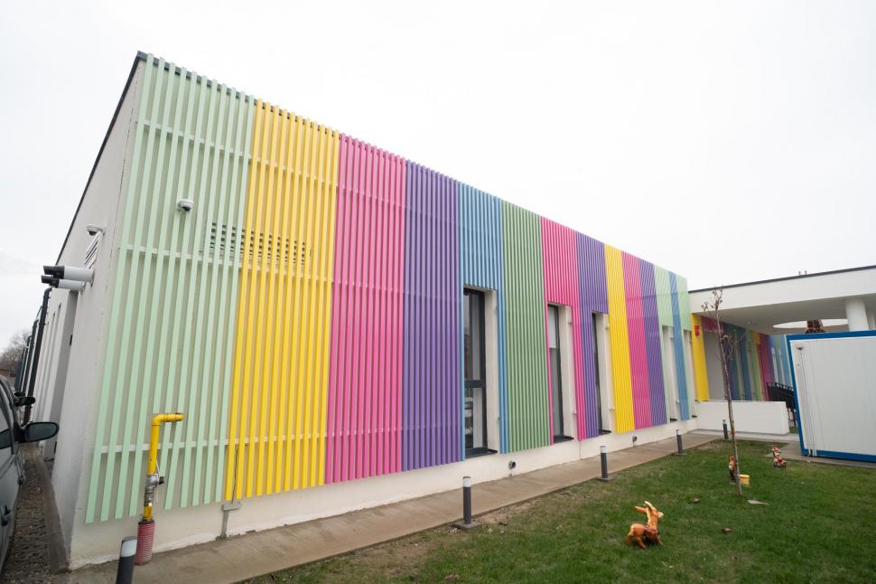 Cseke Attila a inaugurat o creşă construită la Lugoj: Acum sunt 3.220 de noi locuri în creșe, din totalul de 4.500 asumate în PNRR 1042580