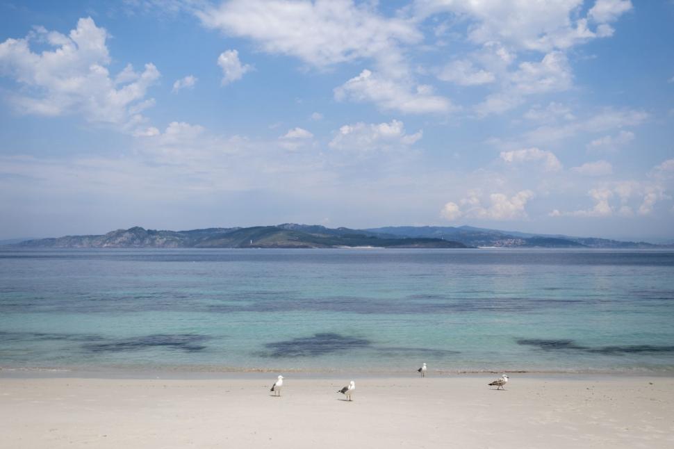 Plaja desemnată cea mai frumoasă din lume se află în Europa. Paradisul cu ape turcoaz și nisip alb, la prețuri neașteptat de mici 1042357