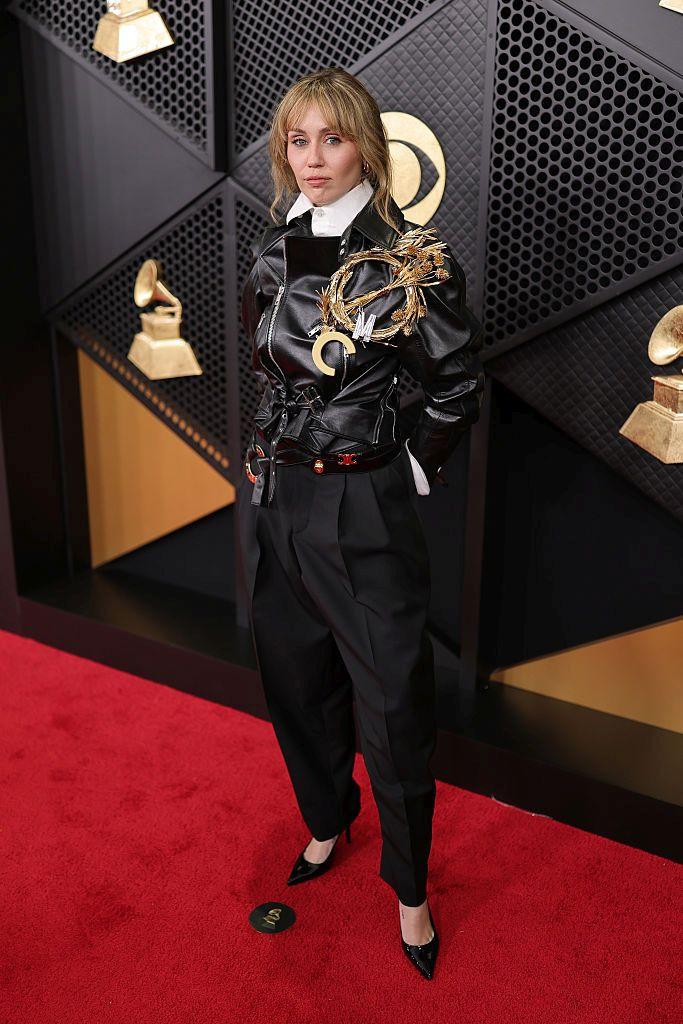 Rochia topless și ținuta din latex în care Heidi Klum arată dezbrăcată. Cele mai extravagante ținute de la Emmy 2026 1042864