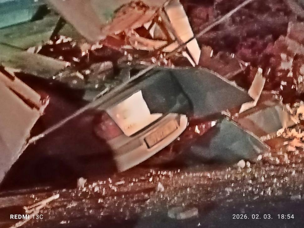 Alertă într-un oraș din Sălaj. Turla unei biserici s-a prăbușit, salvatorii caută victime sub dărâmături. O polițistă a fost rănită 1043334