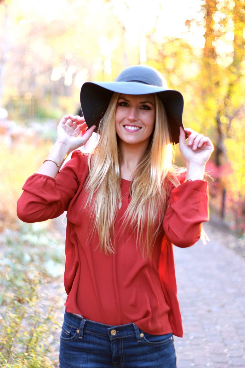 Răsturnare de situație în cazul magnatului care i-ar fi oferit milioane unei subalterne ca să-și părăsească soțul. Ce spune femeia 1043256