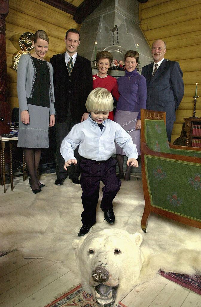 Cum a devenit o chelneriță prințesa moștenitoare a Norvegiei. Ultimul scandal scoate la lumină trecutul agitat al lui Mette-Marit 1043484