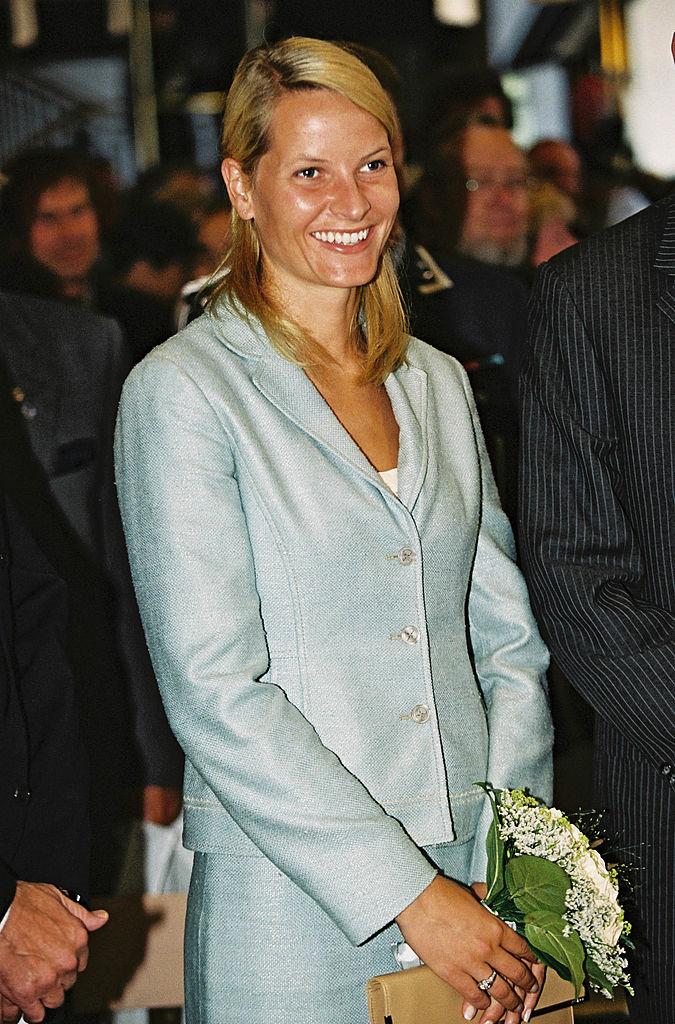 Cum a devenit o chelneriță prințesa moștenitoare a Norvegiei. Ultimul scandal scoate la lumină trecutul agitat al lui Mette-Marit 1043486