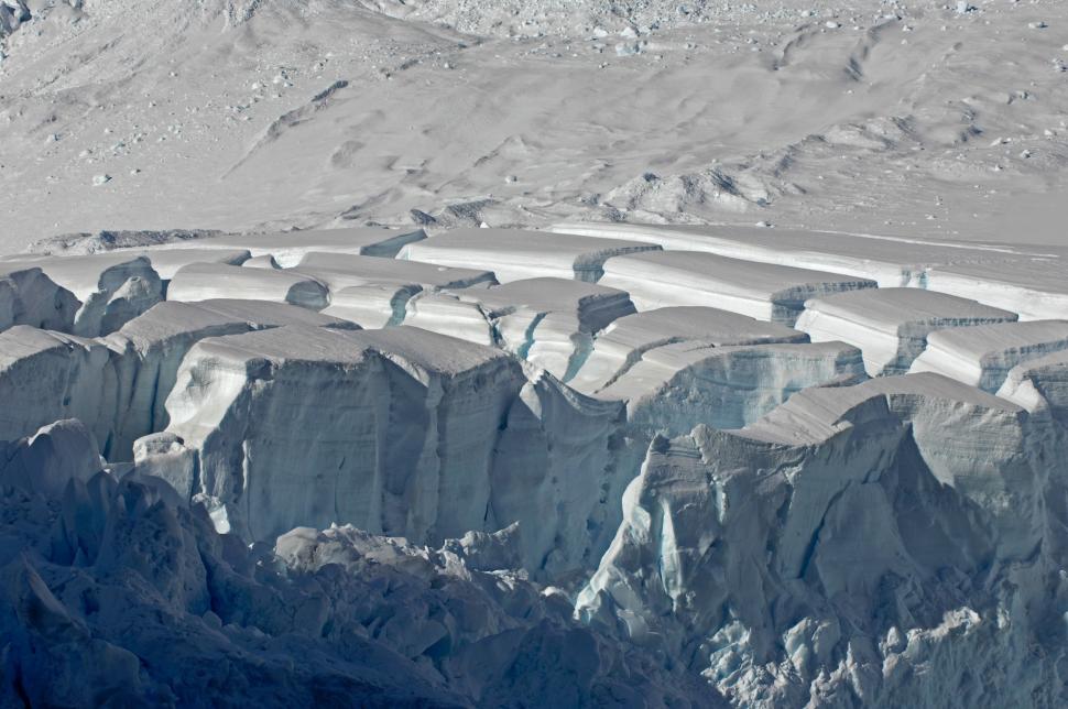 „Ghețarul Apocalipsei” se topește mai repede decât credeam. Cum poate un zid de 150 de metri să împiedice inundarea Pământului 1043364