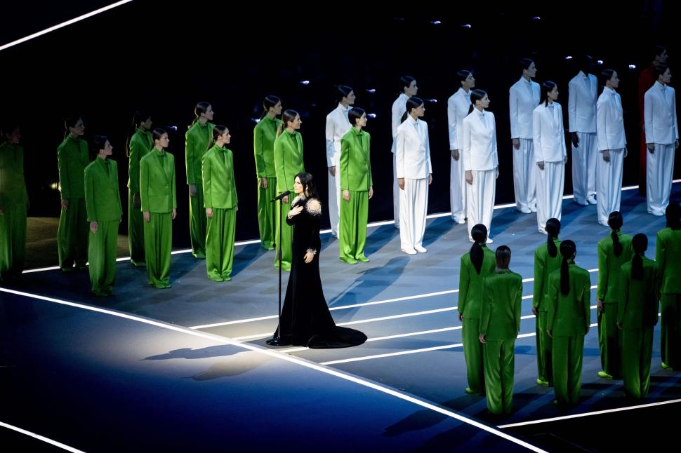 Controversă după ceremonia de deschidere a Jocurilor Olimpice. A cântat Mariah Carey live pe stadionul San Siro? 1044455