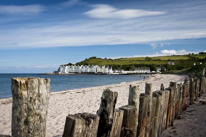 Satul "magic" din Irlanda de Nord folosit în Game of Thrones, o atracţie pentru turişti: Peşteri vechi de peste 400 de milioane de ani 1043637