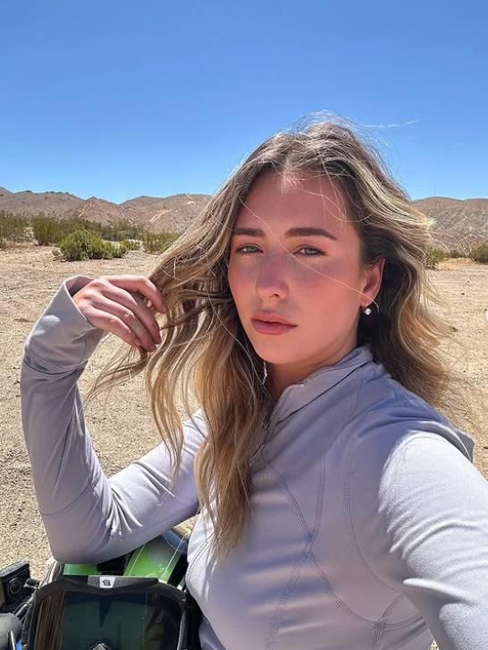 O tânără care a cumpărat o casă cu 17 camere în Sicilia cu banii de-o mașină spune cât au costat-o renovările și dacă a meritat efortul 1044667