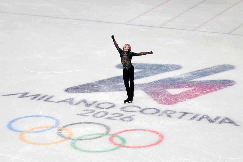 VIDEO Senzație la JO 2026. Patinatorul american Ilia Malinin a executat un exercițiu interzis 50 de ani, pentru că este prea periculos 1044627