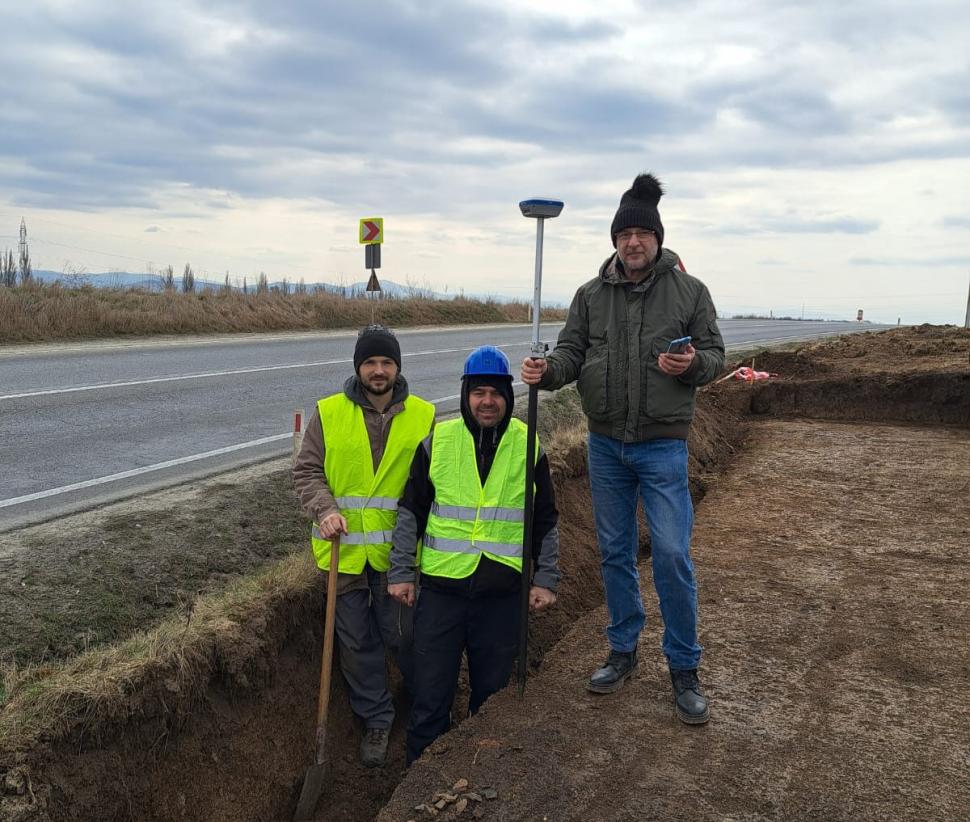 Descoperire rară într-o zi obişnuită de săpături lângă Sfântu Gheorghe: S-a găsit o figurină feminină veche de peste 7.500 de ani  1045166