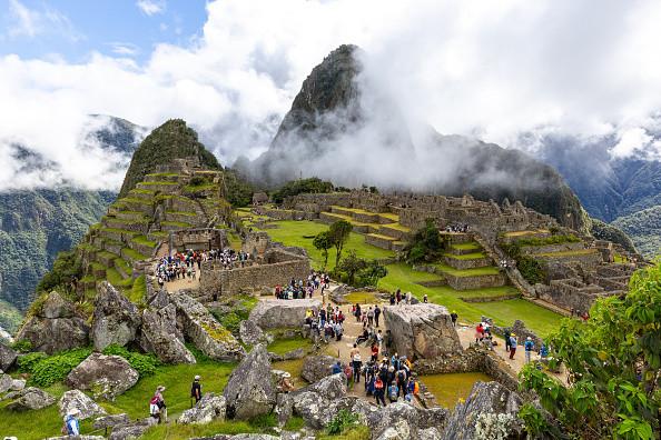 "Dezastrul s-a produs deja". Un controversat aeroport se construiește în Valea Sacră din Peru. Machu Picchu, în pericol 1045055