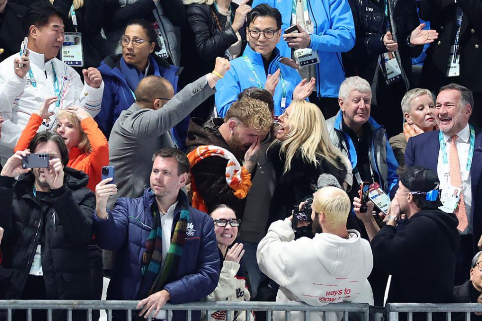 Cea mai frumoasă patinatoare de la Olimpiadă a câștigat aurul și a stabilit un nou record. Logodnicul celebru a plâns în tribune 1044977