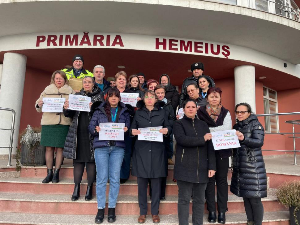 Confruntare Grindeanu-Bolojan, la adunarea primarilor: „S-a încercat diabolizarea primarului din România”. Premierul a fost huiduit 1044946