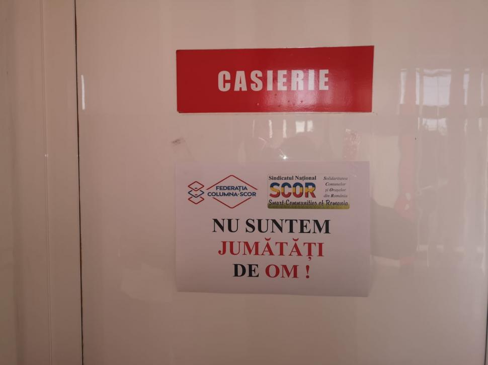 Confruntare Grindeanu-Bolojan, la adunarea primarilor: „S-a încercat diabolizarea primarului din România”. Premierul a fost huiduit 1044948
