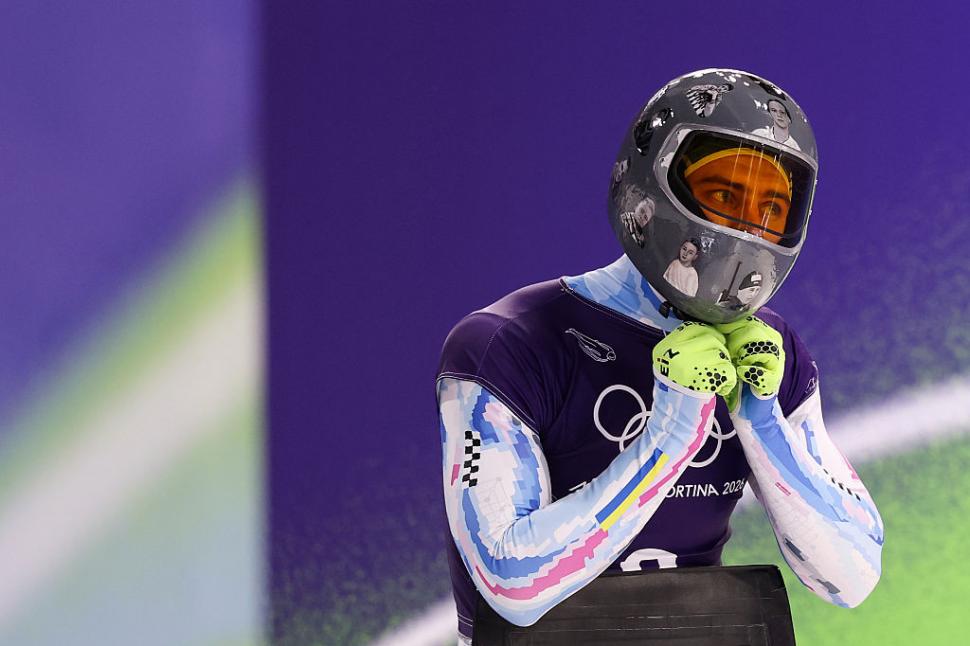 Vladislav Gheraskevici, descalificat de la JO 2026, pentru că nu vrea să renunțe la casca cu imagini ale sportivilor uciși în război 1045568